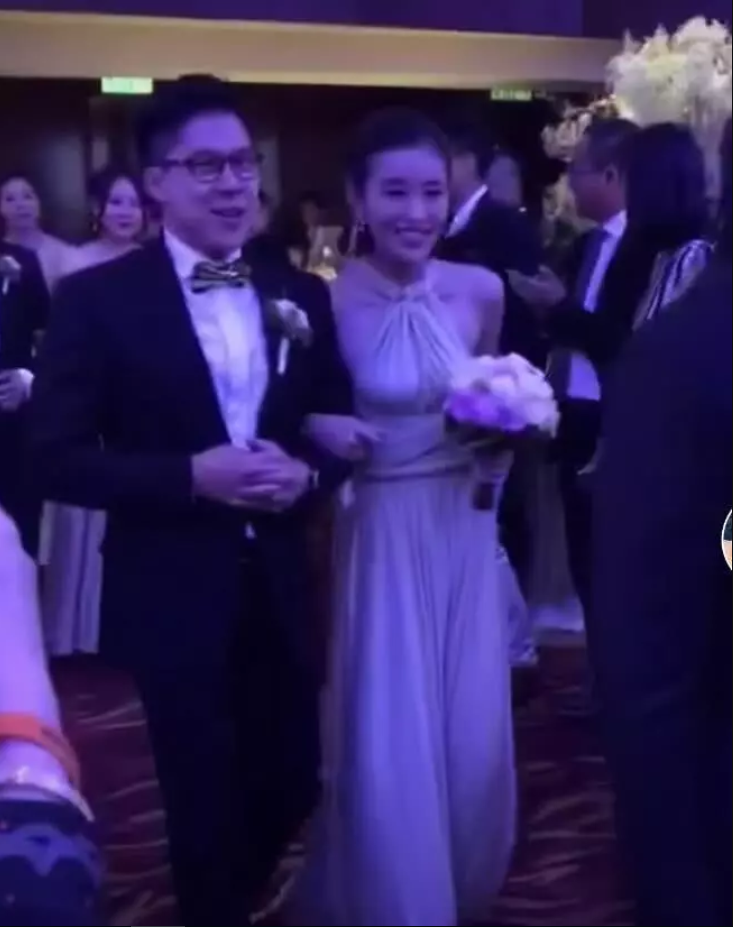 怎么样才可以当伴郎 201987203923523.png