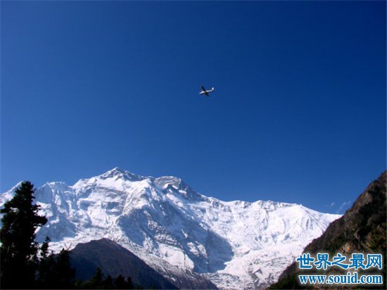 世界十大高峰排名 无数登山爱好者的墓地(www.uuziyuan.com)