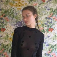 ��һ�鱳Ӱɱ �����ı�ӰŮ��ͷ��