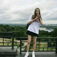 СԹͷ ɰϵСŮ