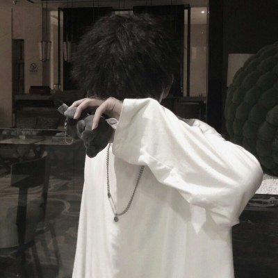 ˺Ů ƯŮ