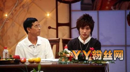 薛之谦妈妈怎么死的去世时间 薛之谦妈妈生前照片