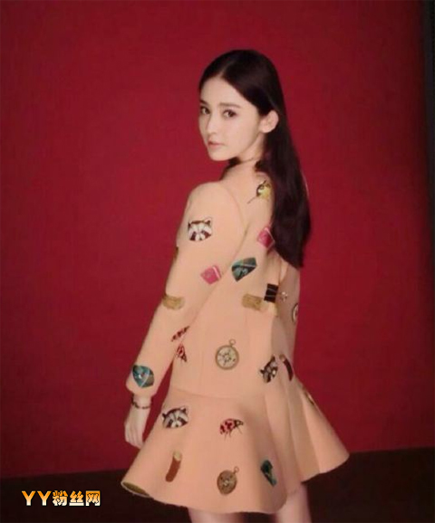 培训机构老师戴昕女人味十足 非诚勿扰戴昕个人资料微博私房照