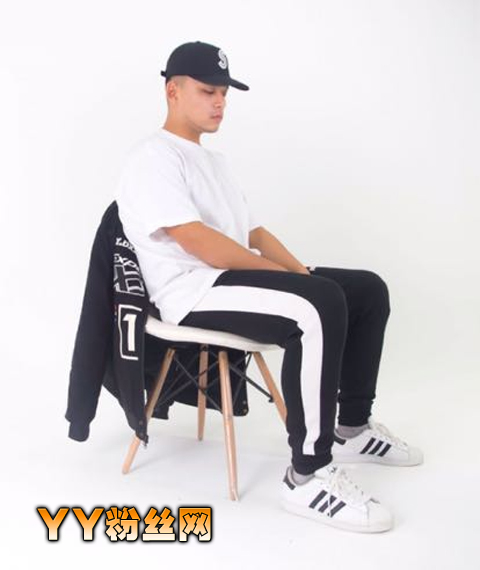 й˭ 