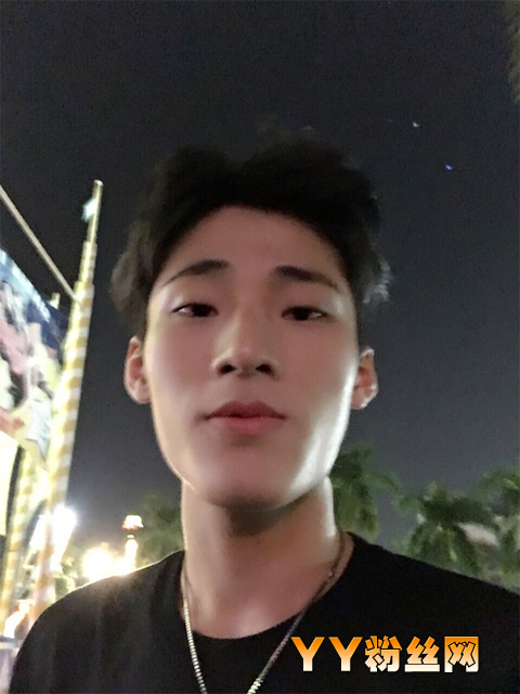 星动亚洲俞更钳帅气照片和哥哥同框 俞更钳和哥哥俩个人谁更帅