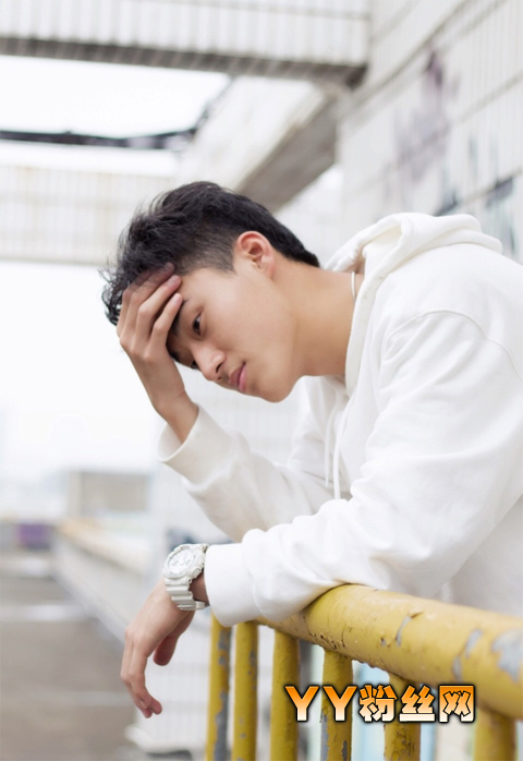 星动亚洲俞更钳帅气照片和哥哥同框 俞更钳和哥哥俩个人谁更帅