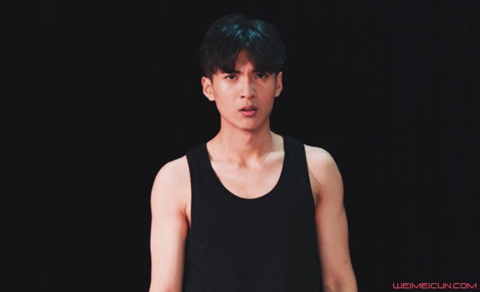 章煜奇的年龄 三所高校艺考全国第一学霸章煜奇考了多少