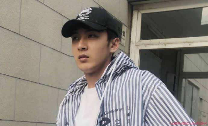 章煜奇的年龄 三所高校艺考全国第一学霸章煜奇考了多少