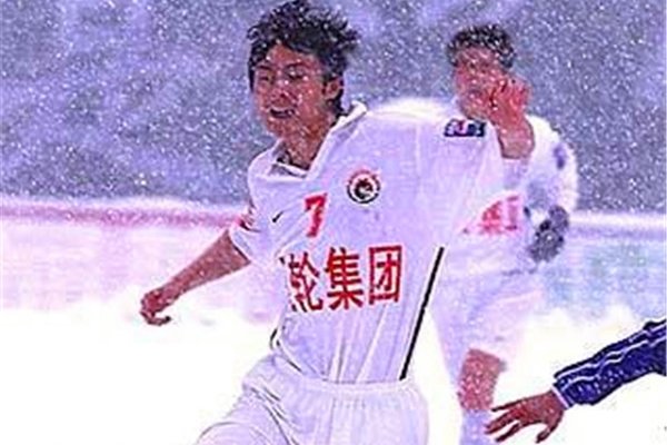 曲乐恒现状图片站起来了吗 曲乐恒精神上必须站起来