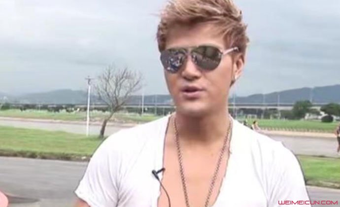 ��������Ů�ѷ��� ���ᵶ�ᰮ������Ů����ʷ����