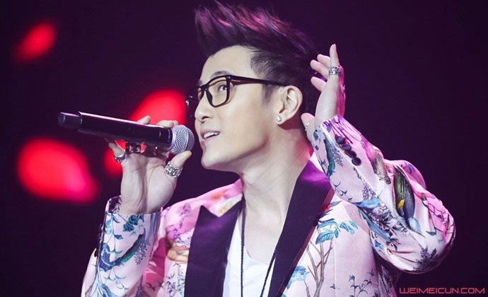 ��������Ů�ѷ��� ���ᵶ�ᰮ������Ů����ʷ����