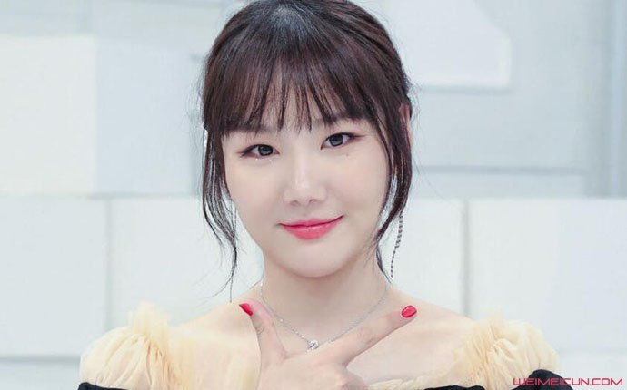 青春有你2夏研的家庭背景怎样 个人简历起底其唱功惊艳大家