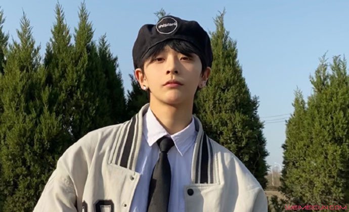 ��3������������ ������ǩ���������ĸ�ѧУ��ҵ��