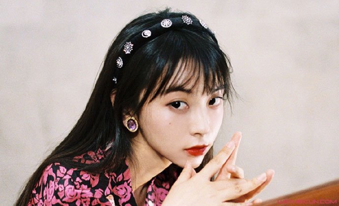 郑妙个人资料 因军训照走红郑妙家庭背景揭秘