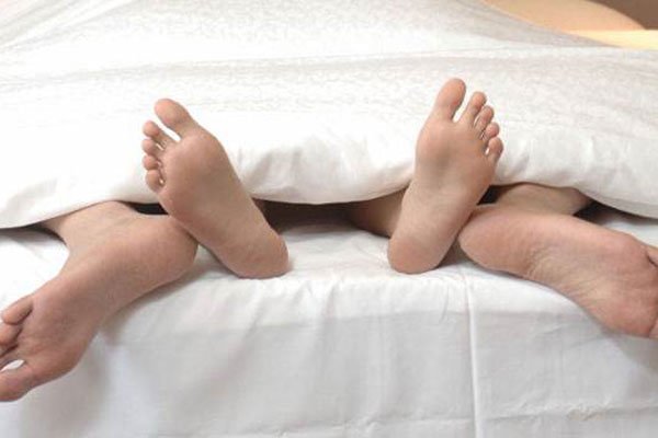 无性婚姻会让女人疯掉 不尝试情爱和尼姑有什么区别