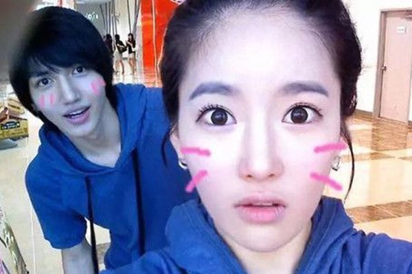 ���Ͽ���ǰ������ ��ǰ��ɬƯ�����ڸ�����Ư��ȴ������