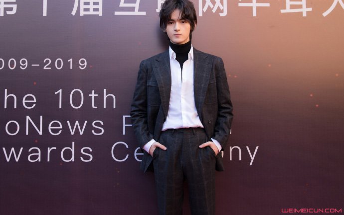 周历杰滑冰是真的吗 剧中喻言花样滑冰戏外的他痛哭流涕