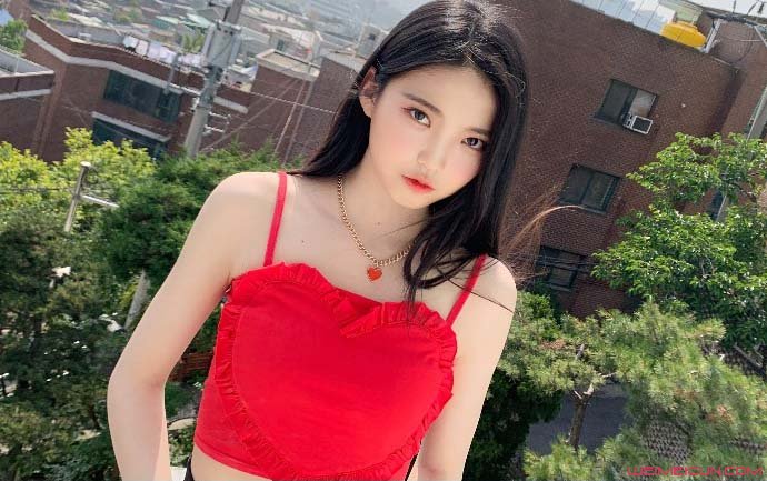 淡黄的长裙蓬松的头发什么梗 选手李熙凝已被嘲到退赛了?