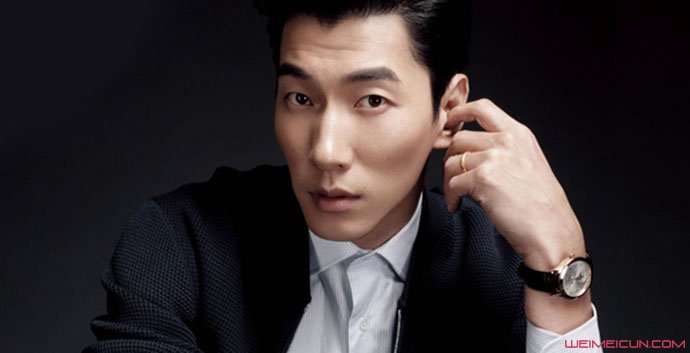 张亮为前妻庆生 和窦静离婚真实性再被质疑