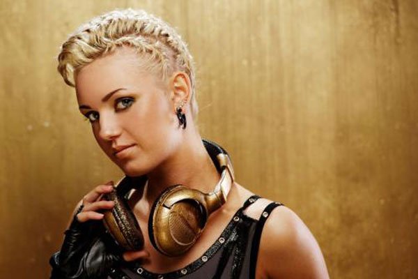 ������ʦ��ʲô�� �ǵ�ͷ�������ҡ�������