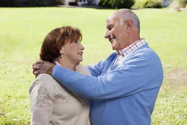 40�绢50��������60ɶ��˼ Ů���˷��������еĶ���