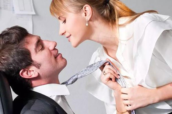 40�绢50��������60ɶ��˼ Ů���˷��������еĶ���