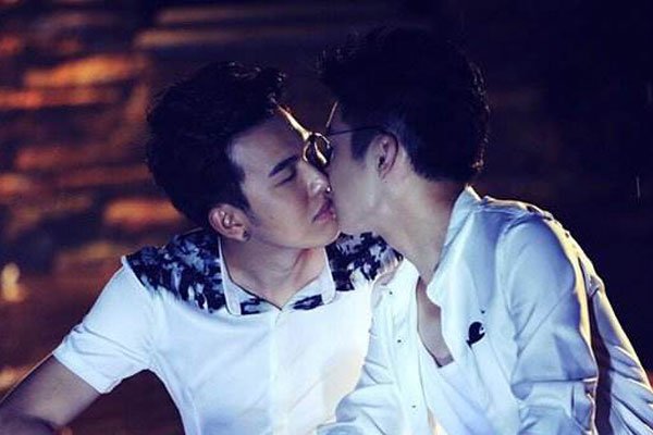 �״�骺ͻ�����߶� ��������ͬ�Ծ����Աȴ�������