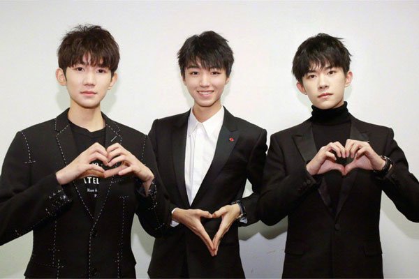 ������tfboys��һ�� �Ժ�ֱ����ʲô���Ը���˽���